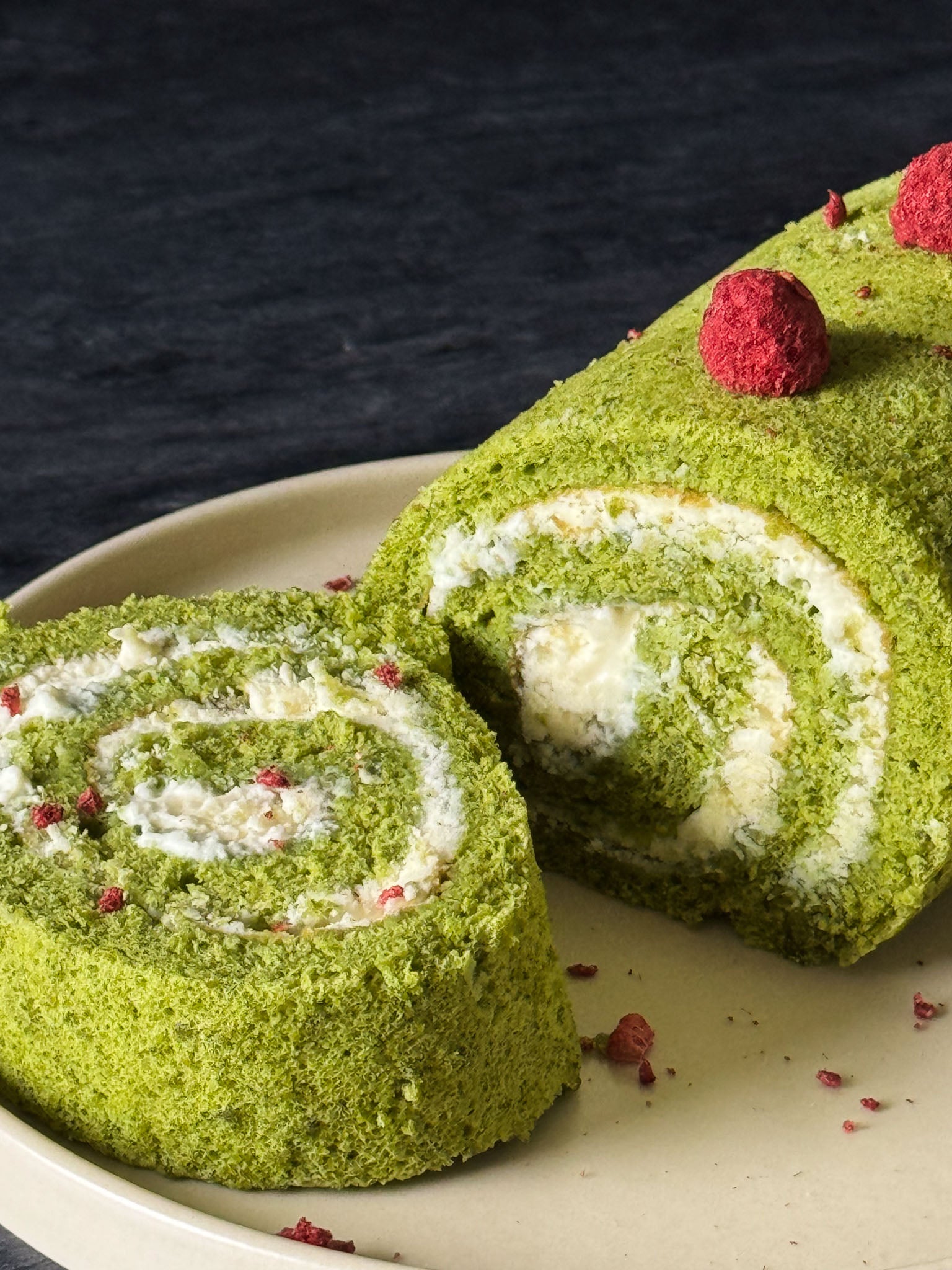 Matka Rool Matcha White Chocolate Roll – Matcha Dealer